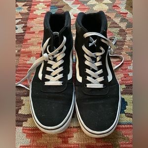 Women’s Black & White Vans Sneakers